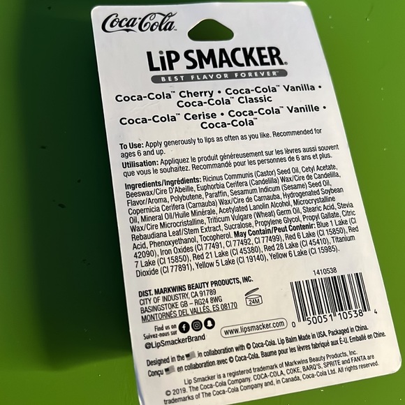 COCA-COLA lip smacker balm set 3 flavors CHERRY. CLASSIC. VANILLA tubes NEW - Picture 3 of 5